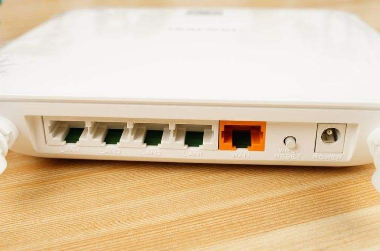 路由器的结构与信息转发机制 从硬件到路径选择