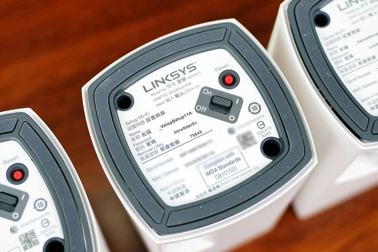 领势 Velop 3900M 与华硕 AC68U 路由器全方位对比 谁是更值得买的选择？